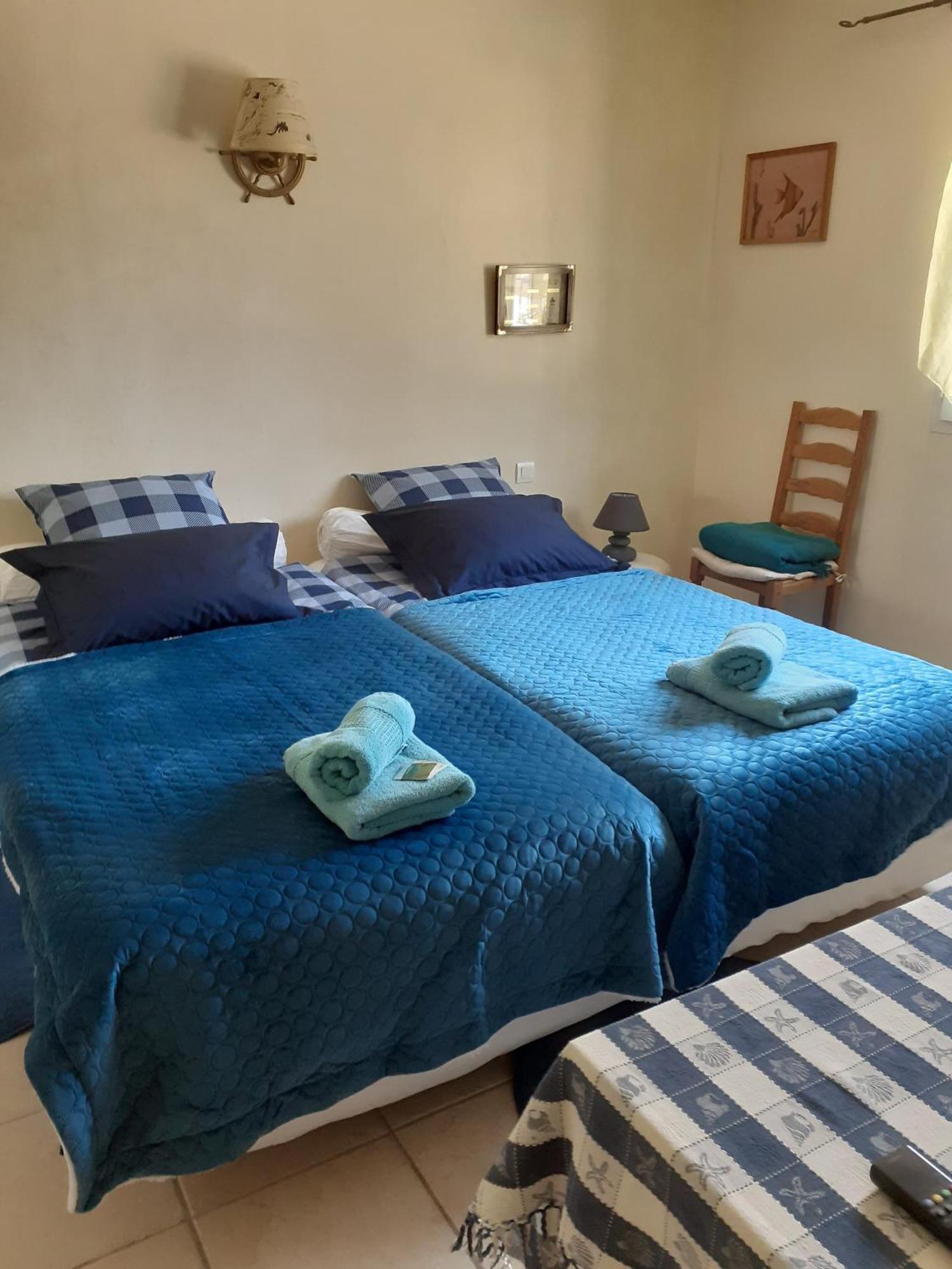 La Maison De Jenny Panzió Montauroux Kültér fotó
