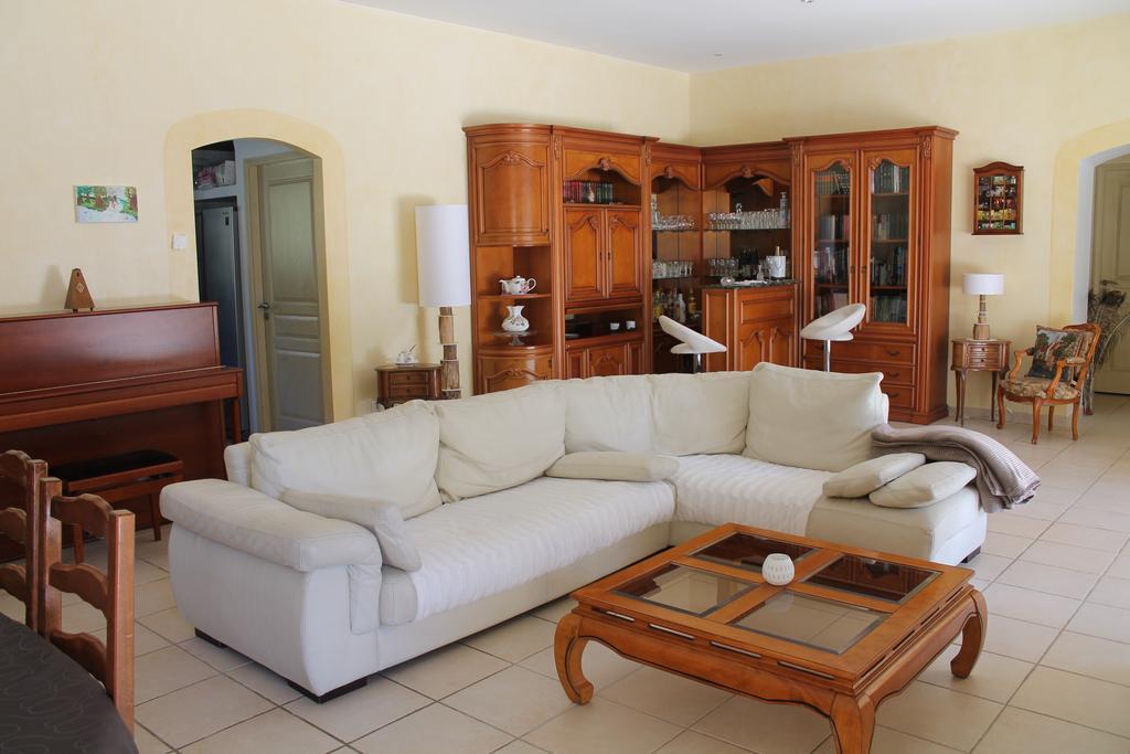 La Maison De Jenny Panzió Montauroux Kültér fotó